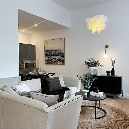 Todmorden Town Centre Apartment エクステリア 写真