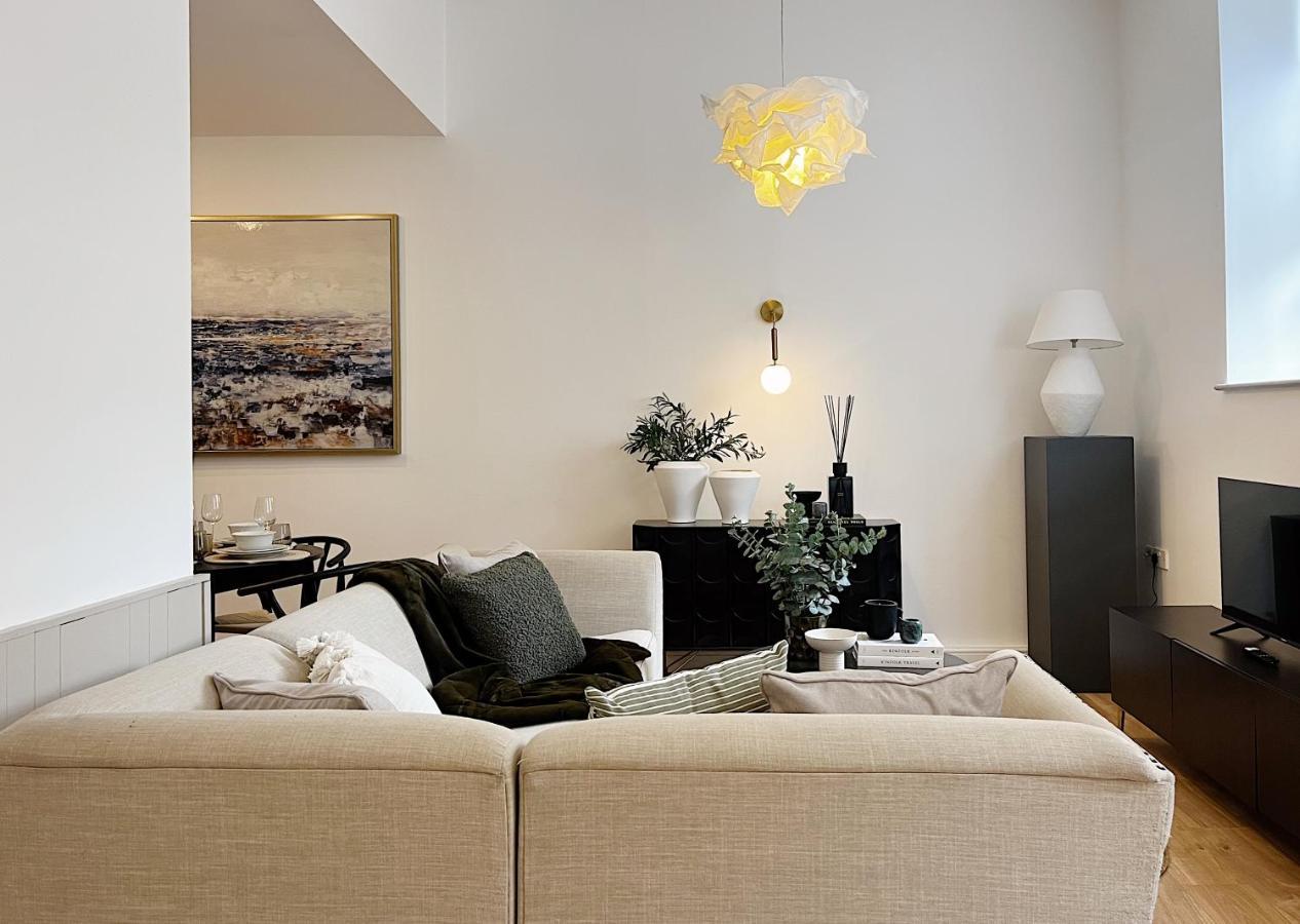 Todmorden Town Centre Apartment エクステリア 写真