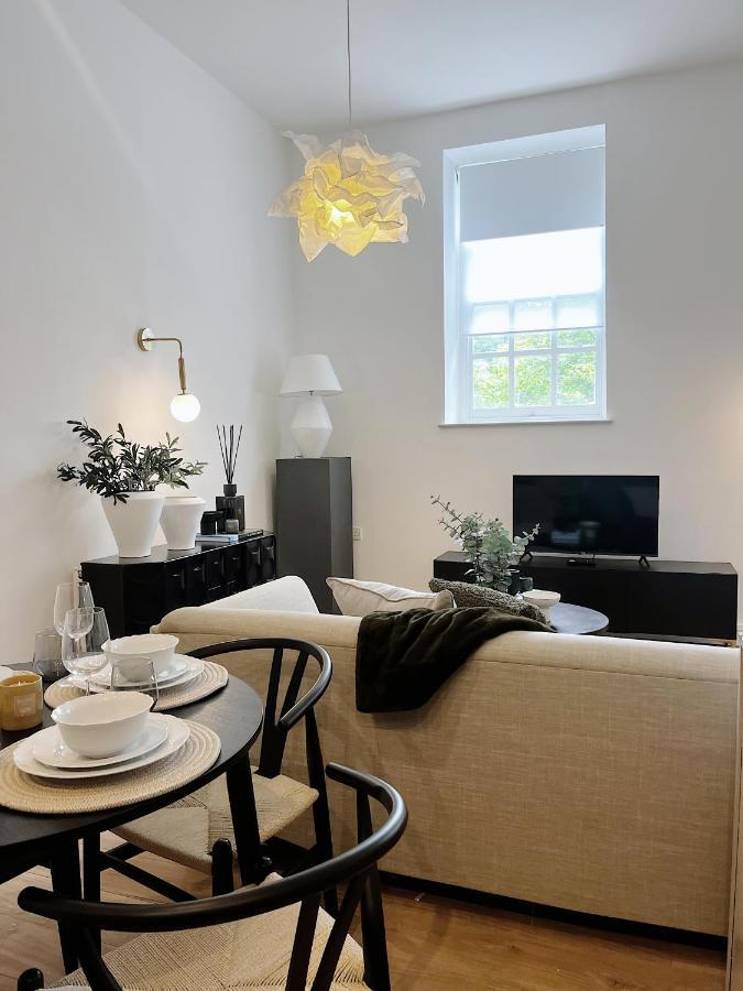 Todmorden Town Centre Apartment エクステリア 写真